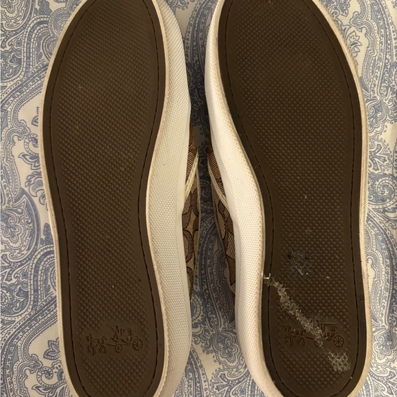 Coach slip ons size 9 - Picture 2 of 2